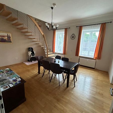 Grosse Ferienwohnung Klagenfurt am Woerthersee Luaran gambar